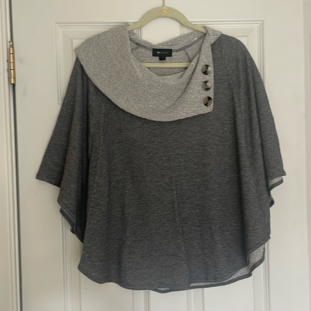 AB Studio Poncho